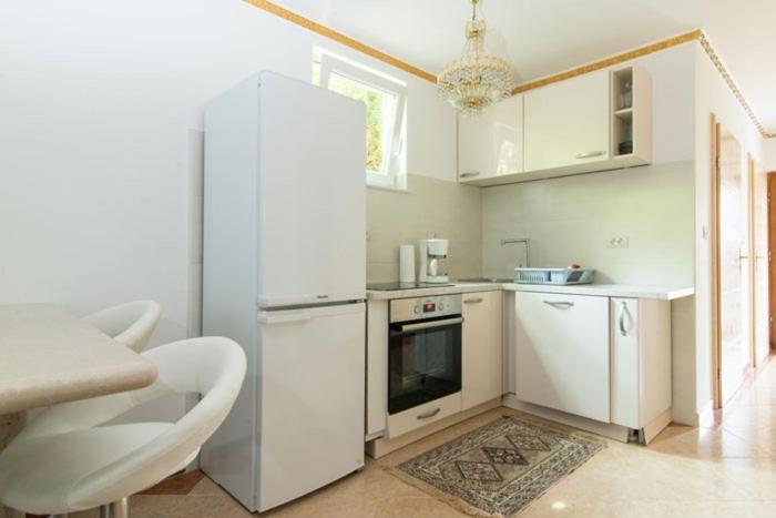 Bungalow Leo ซาวูดริยา ภายนอก รูปภาพ